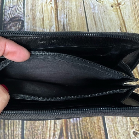 Prada Nylon Zip Around with Authenticity Certificate Card - Picture 5 of 11